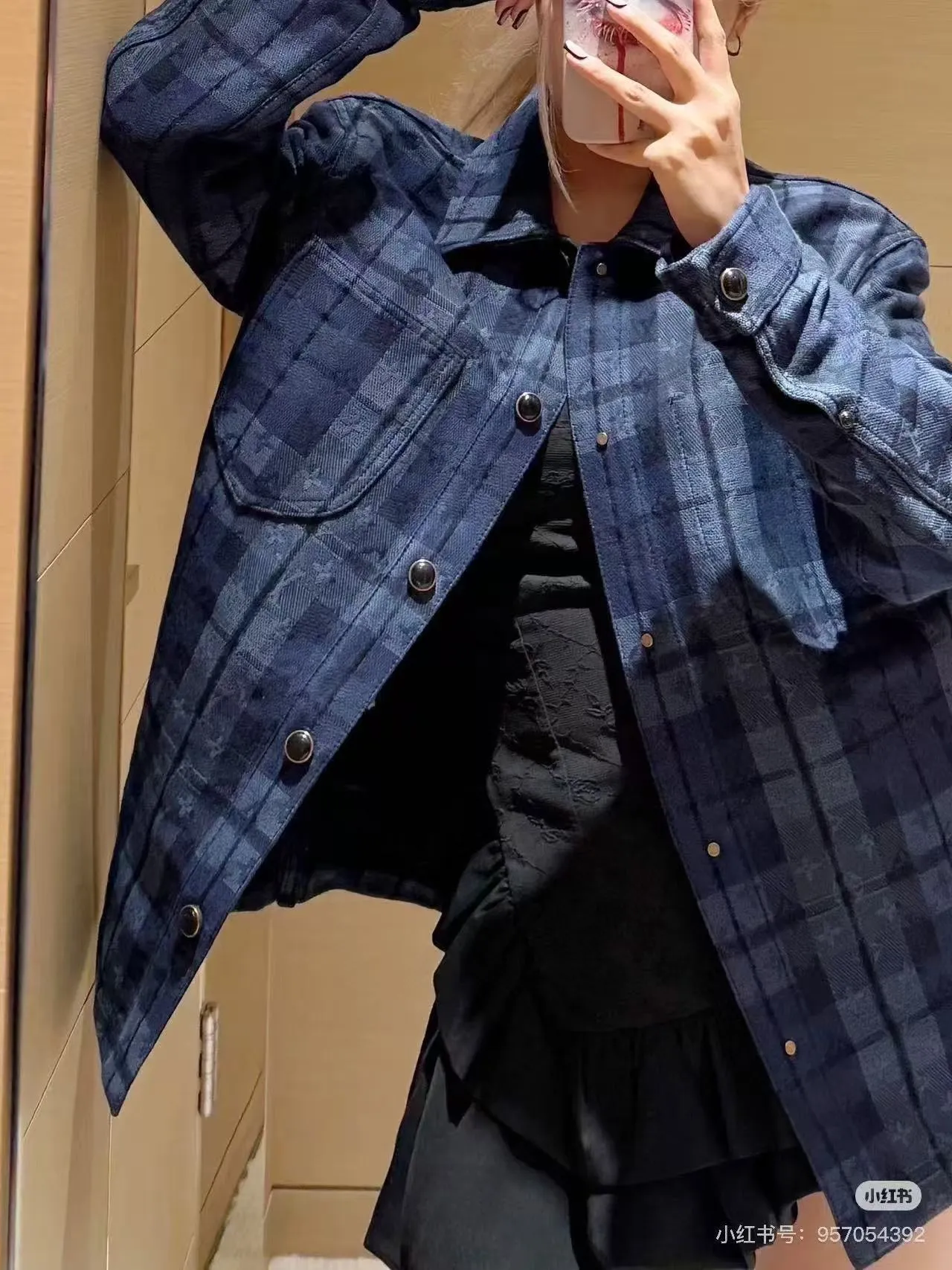 Louis Vuitton/ Blue